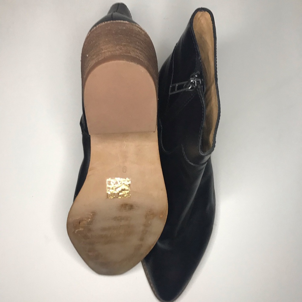 Boots - Picture 5 of 9